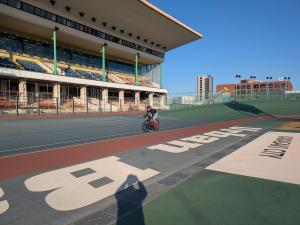 PXL 20251130 054033334.MP 