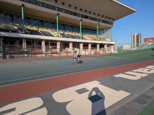 PXL 20251130 054114694