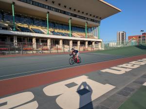 PXL 20251130 054117700