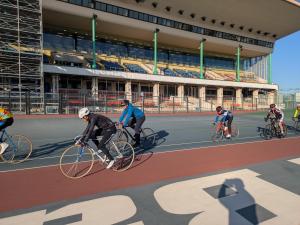 PXL 20251130 054137545